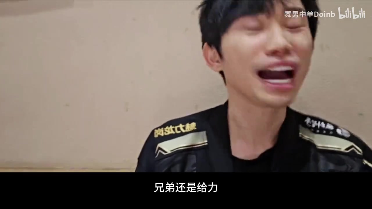 DB真人旗舰Suki死亡提问：你和Tian和好了吗？ Doinb瞬间沉默不语